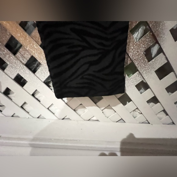 NWT Michael Khors Black Zebra Print Leggings Pants Size Large - Picture 6 of 10